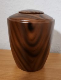 0,5 l Keramikurne Holzoptik braun